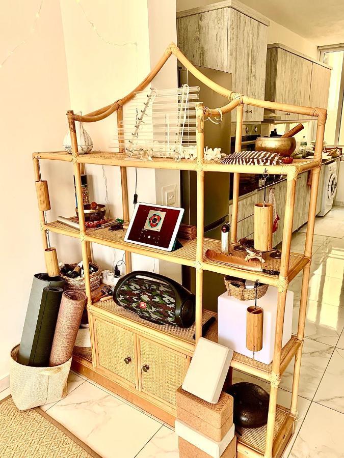 Private Bedroom With Balcony In A Shared Apartment At The Bay Of Xlendi Exterior foto